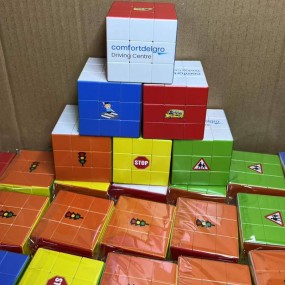 Rubik's Cube 3x3 personnalisé pour entreprises et cadea...
